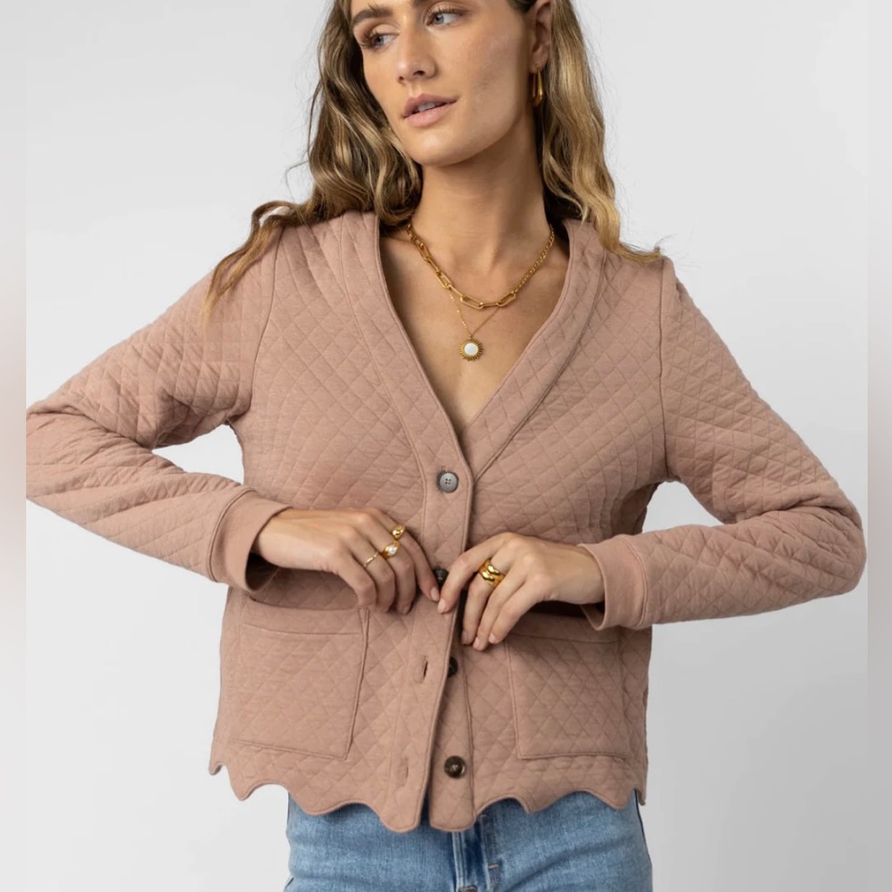 Quilt Sweater; Scalloped Trim